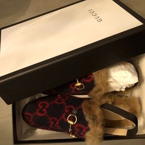 LITTLE GIRL GUCCI SHOES